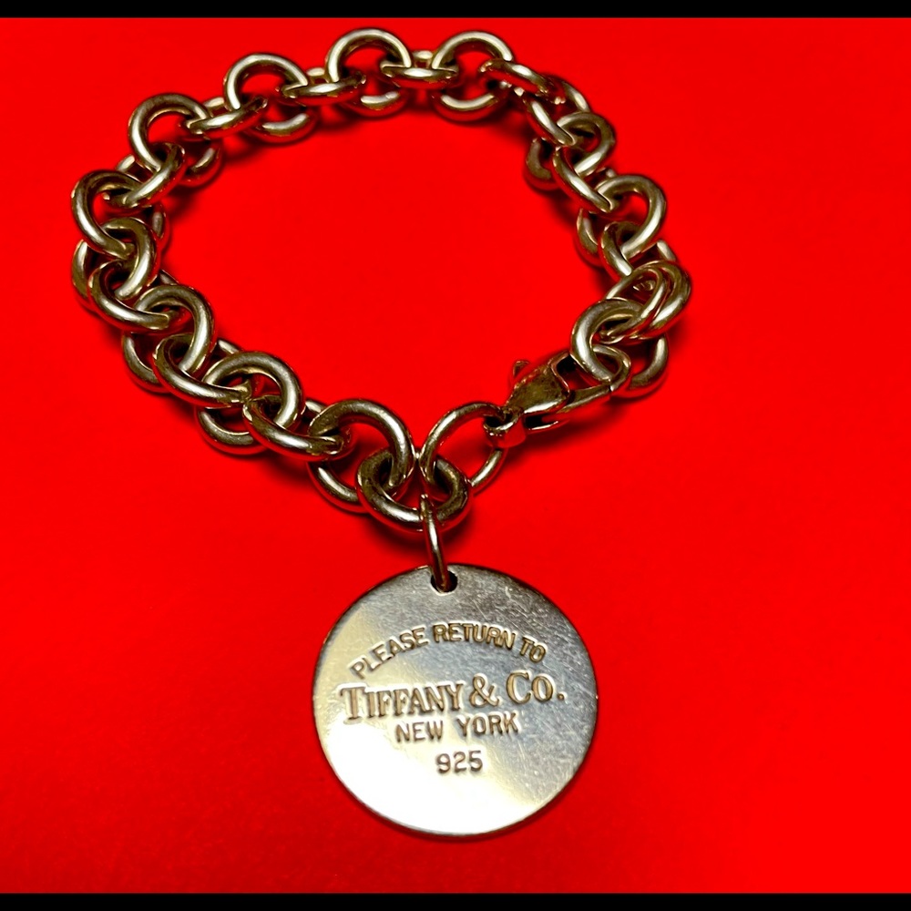 Tiffany Silver Chain Bracelet. Great condition.